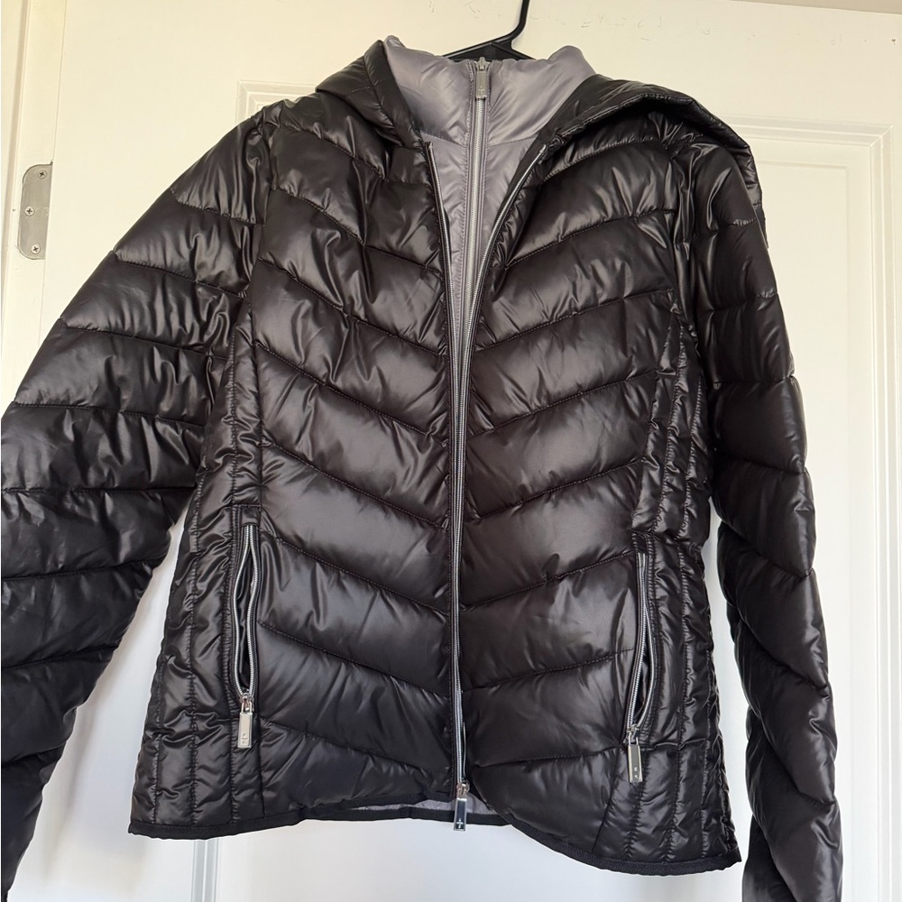 Women's Black Puffer Jacket